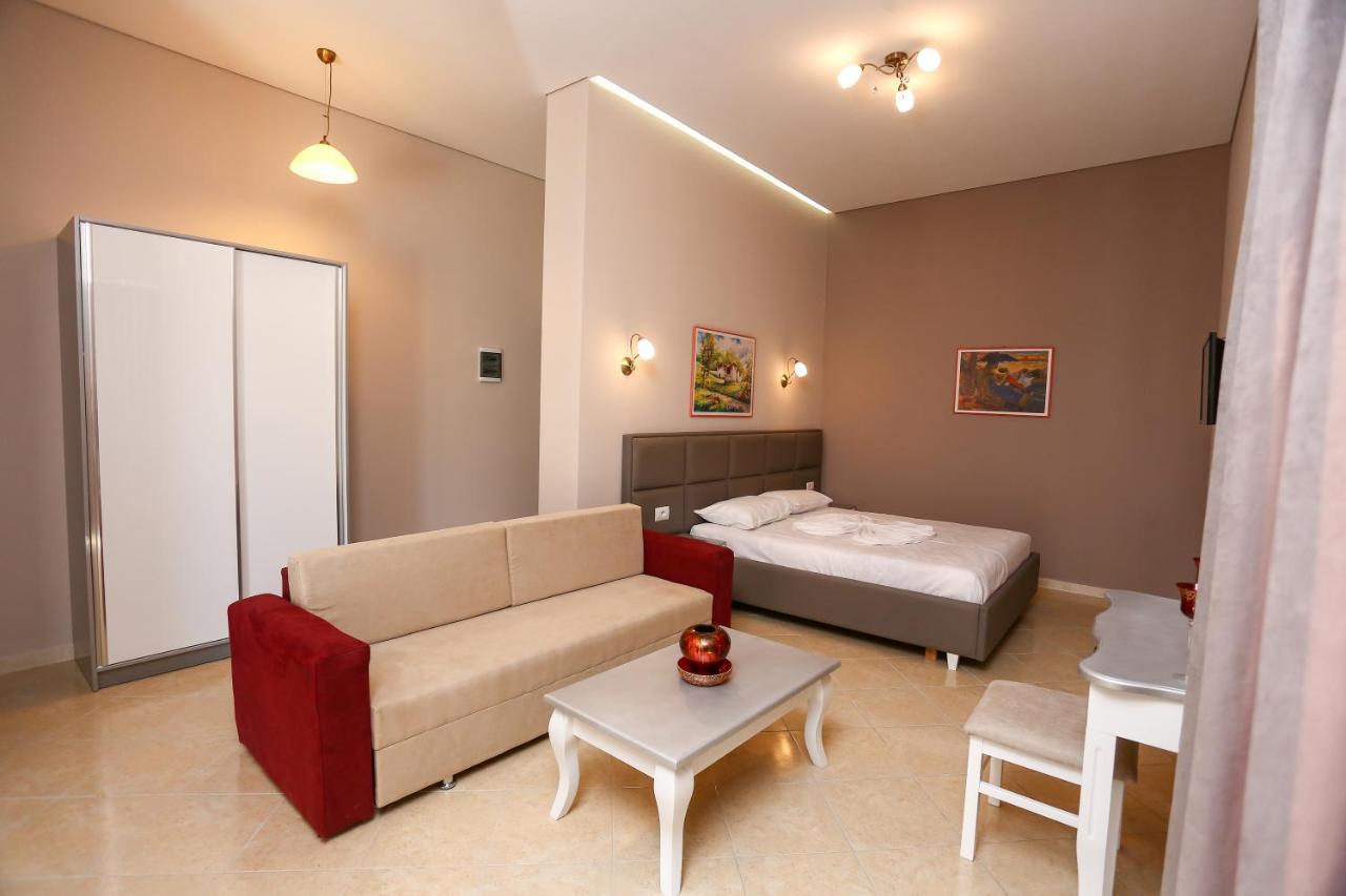Apartments Serxhio Sarande Bagian luar foto